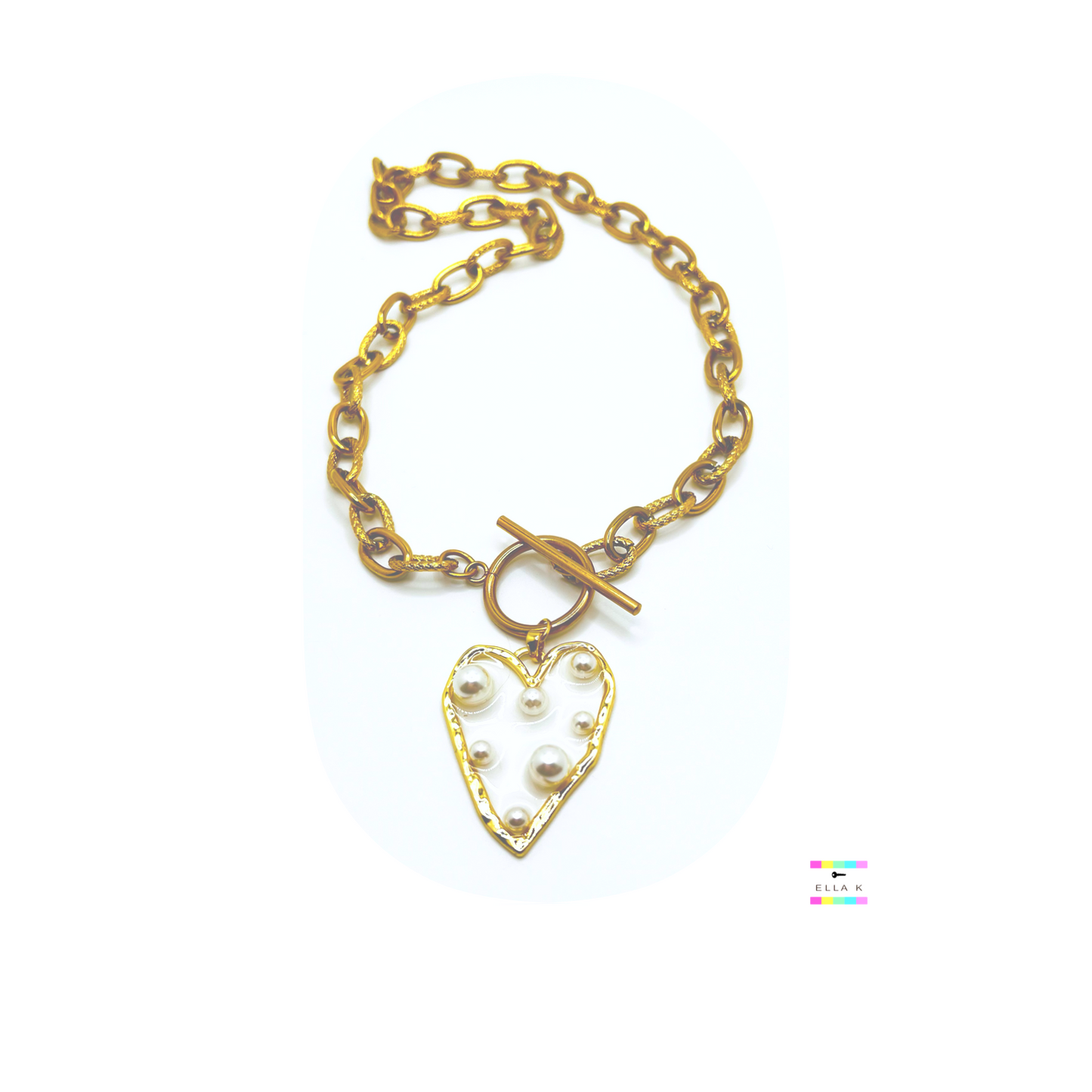 Faux Pearl Heart Chunky Necklace