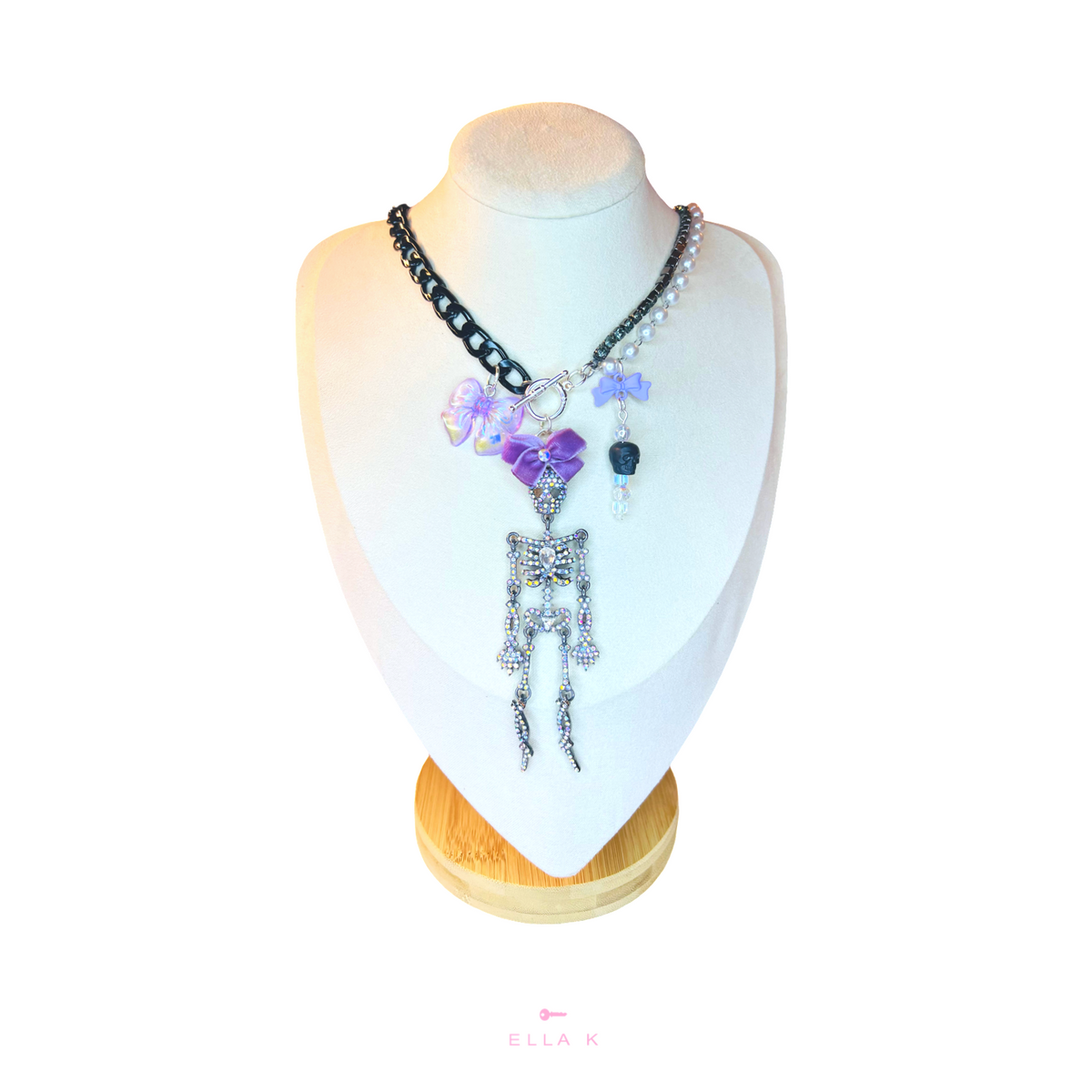Fancy Bones Bijou Necklace
